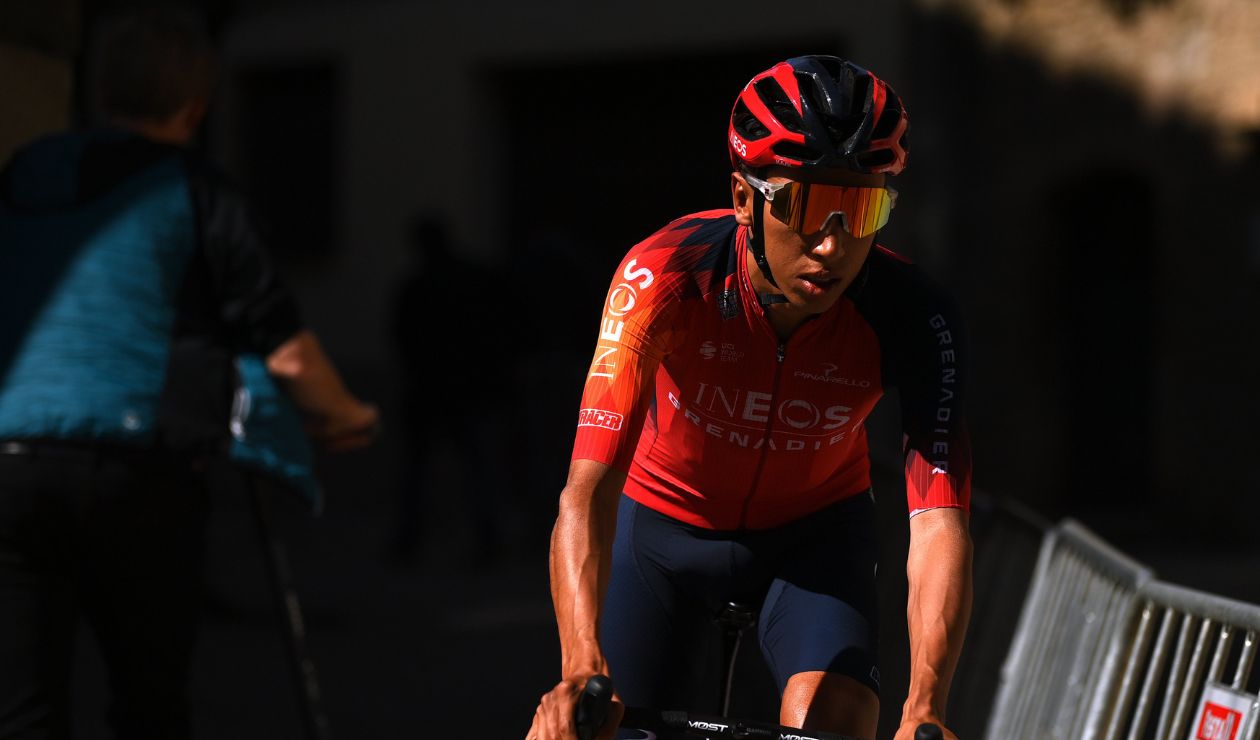 Egan Bernal vuelve con fuerza, confirmado para la París-Niza 2024