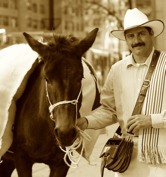 Fallece Carlos Castañeda, el emblemático 'Juan Valdez' del café colombiano