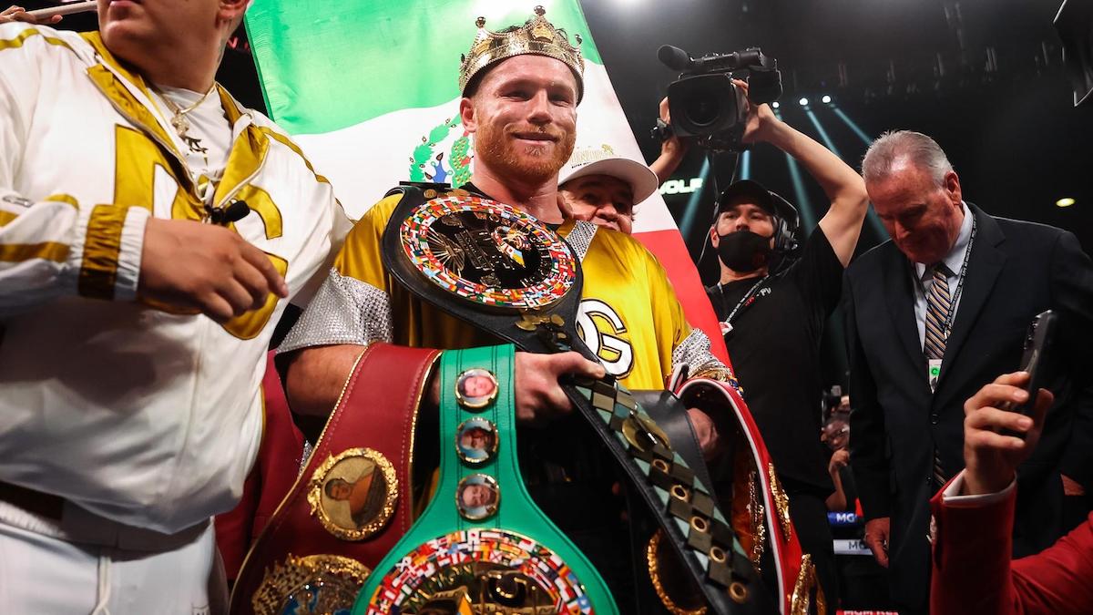 FIB ha nombrado a William Scull como retador oficial de Canelo Álvarez