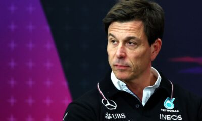 Toto Wolff Revela, seguimos a Sainz y asumimos que Verstappen permanecerá en Red Bull en 2025