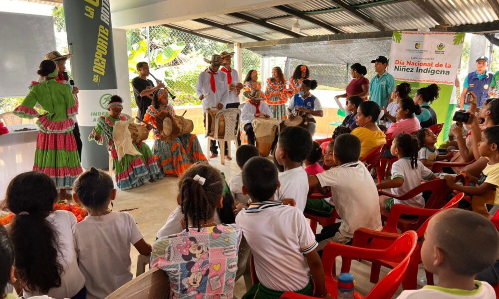 Antioquia reafirma su compromiso con la niñez y adolescencia indígena en San Juan de Urabá