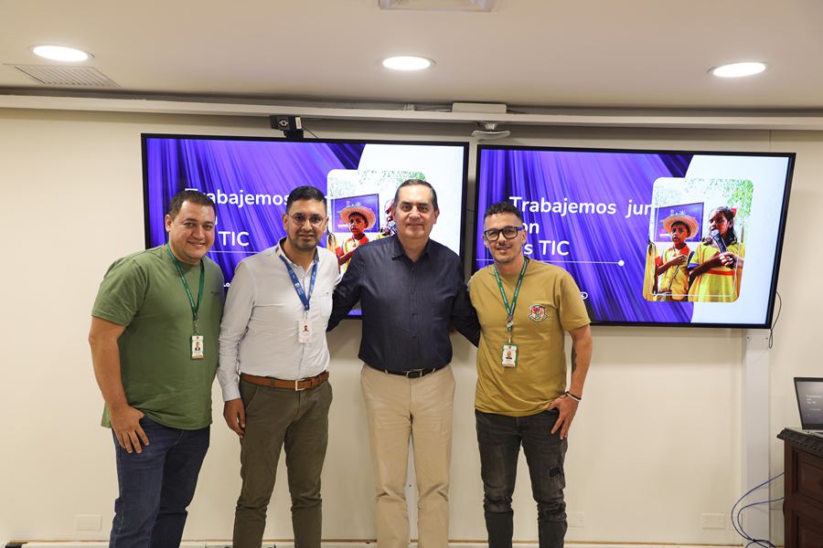 Envigado se consagra como líder nacional en transformación digital, premio MinTIC al alcalde Raúl Cardona González