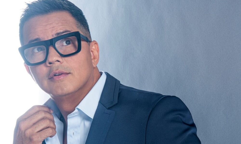 Charlie Zaa renueva el bolero con “La Historia Continúa”