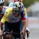 Egan Bernal se sacude en el Giro cerca del triunfo y con la mirada en la general