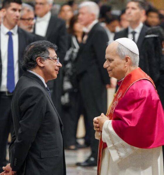 Petro y el Papa León XIV se reúnen para hablar de paz en Latinoamérica