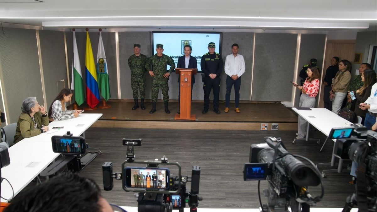 Fico Gutiérrez Activa Plan Antiterrorista en Medellín